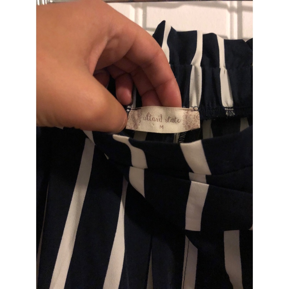 Altar’d State cropped pants - Picture 3 of 3